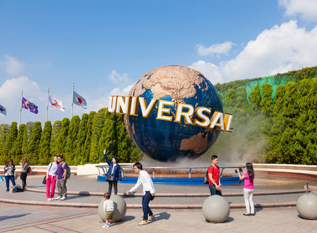 Top 5 Must-Visit Attractions in Osaka for International Guests
