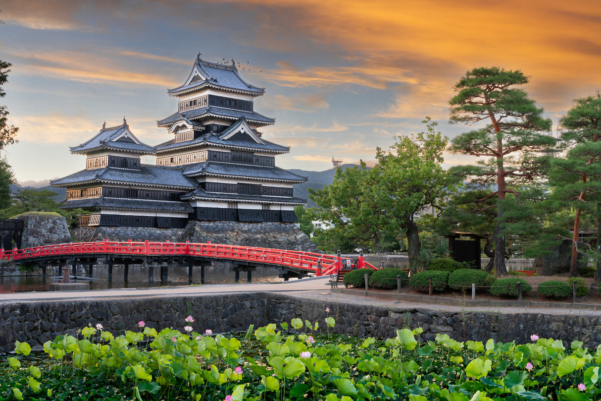 Historic Towns and Ryokan Nights (13 days, 12 nights)　