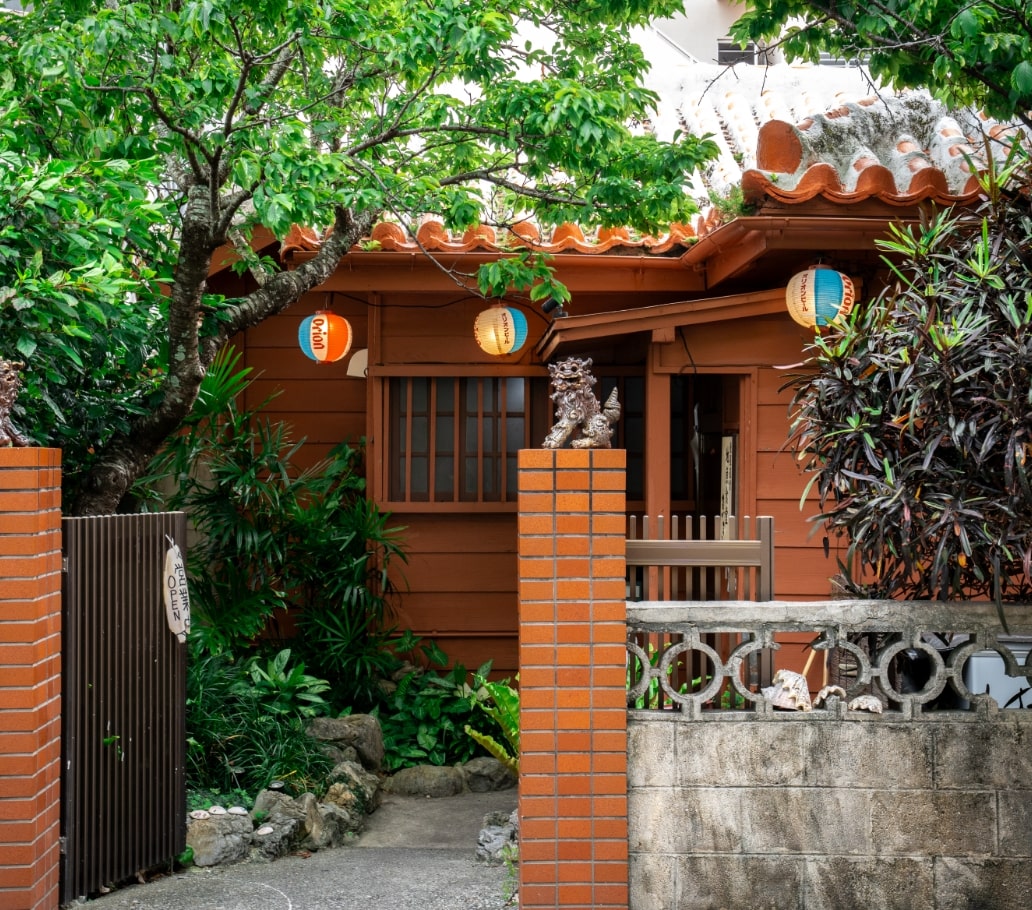 SUSHI RAIL! – A Sushi-Hopping Adventure in Okinawa